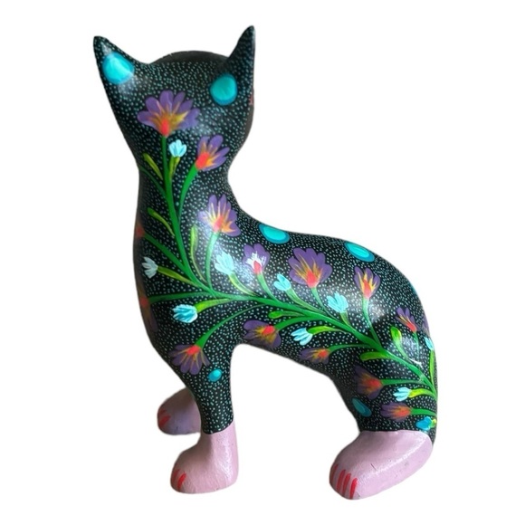 Oaxacan Wood Carving Hand Painted Cat Figurine Signed Jose Olevra Perez - Picture 2 of 8